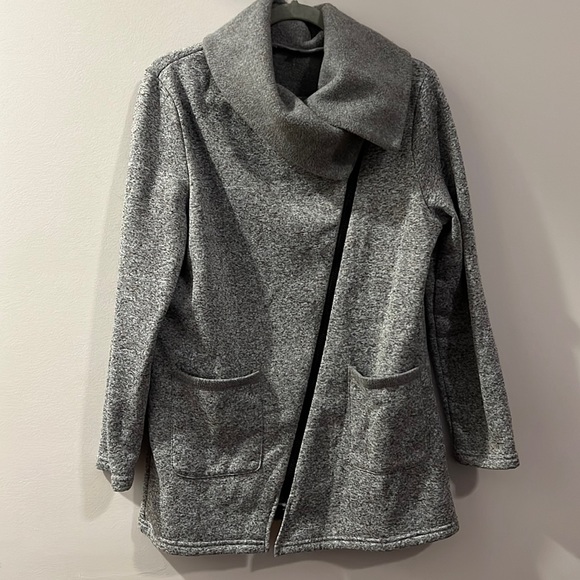 (L) Asymmetrical Zippered Jacket - Picture 1 of 3